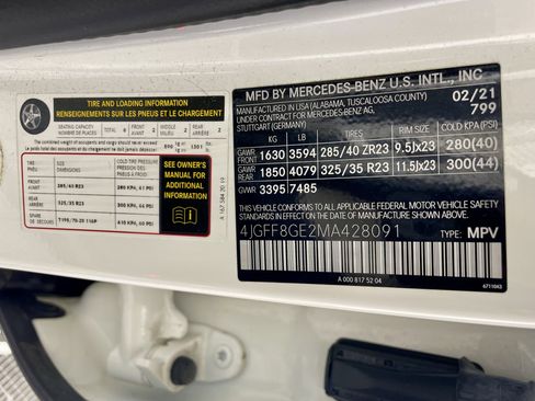 Used 2021 Mercedes-Benz GLS 580 4MATIC image 14