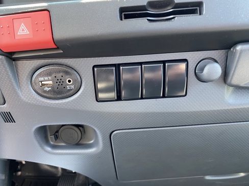 New 2024 Chevrolet Low Cab Forward image 18