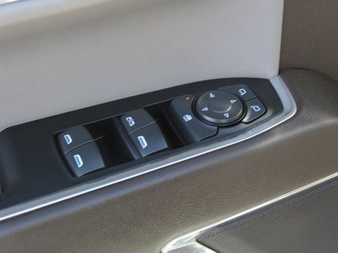 Used 2024 GMC Sierra 1500 SLE image 34