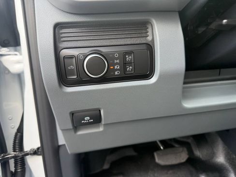 New 2026 Ford F250 XL AWD/4WD image 18