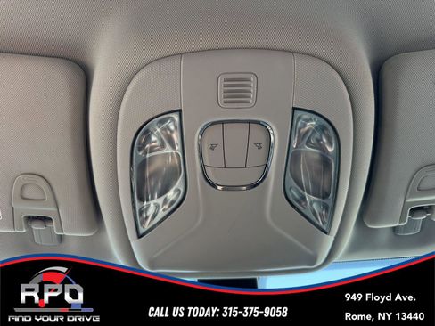 Used 2020 Jeep Compass Sport image 33