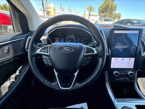 Used 2022 Ford Edge SEL w/ Convenience Package AWD/4WD image 8