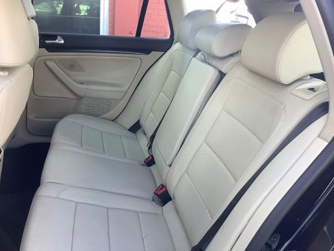 Used 2013 Volkswagen Jetta TDI image 11