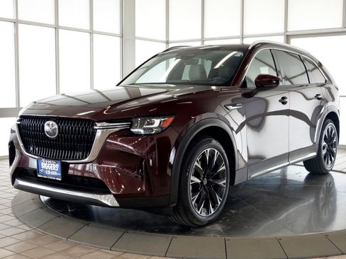 Certified 2024 MAZDA CX-90 Plug-In Hybrid w/ Premium Pkg AWD/4WD image 4