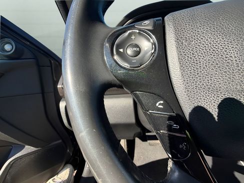 Used 2014 Honda Accord Touring image 25