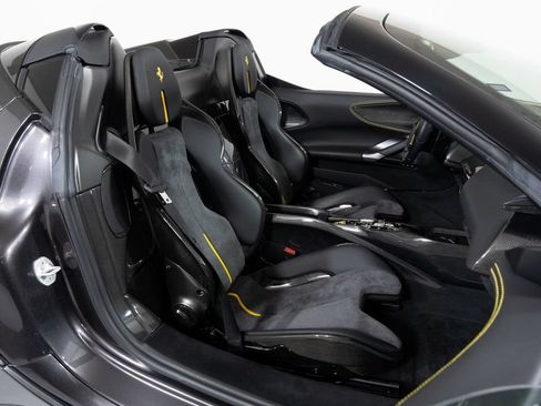 Used 2022 Ferrari SF90 Spider AWD/4WD image 43