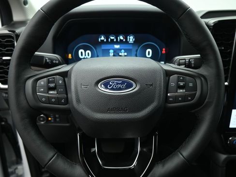 New 2025 Ford Ranger Lariat w/ FX4 Off-Road Package AWD/4WD image 12