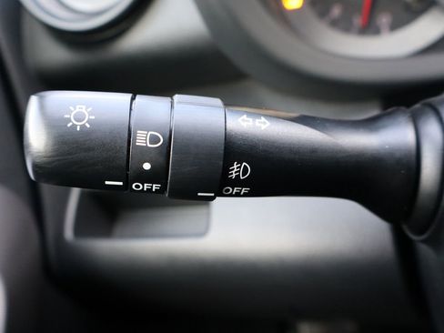 Used 2006 Toyota RAV4 Sport image 31