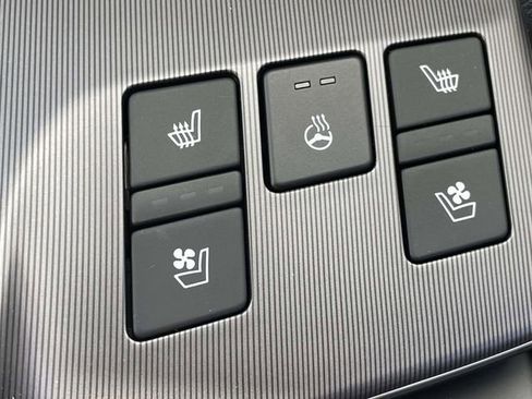 New 2026 Kia Sportage SX image 38