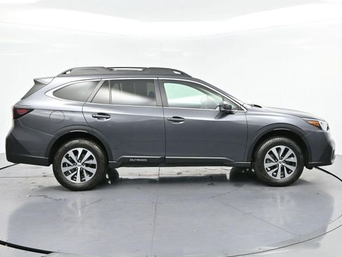Used 2022 Subaru Outback Premium AWD/4WD image 8