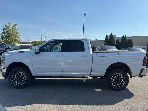 New 2026 RAM 2500 Limited AWD/4WD image 2