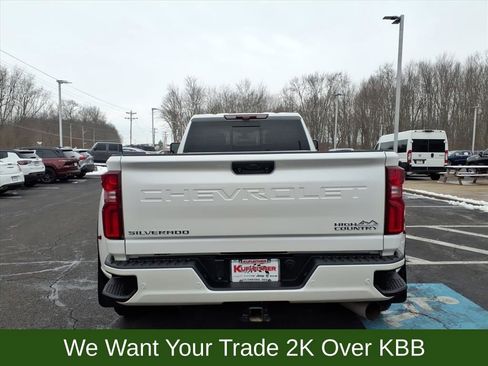 Used 2022 Chevrolet Silverado 3500 High Country image 7