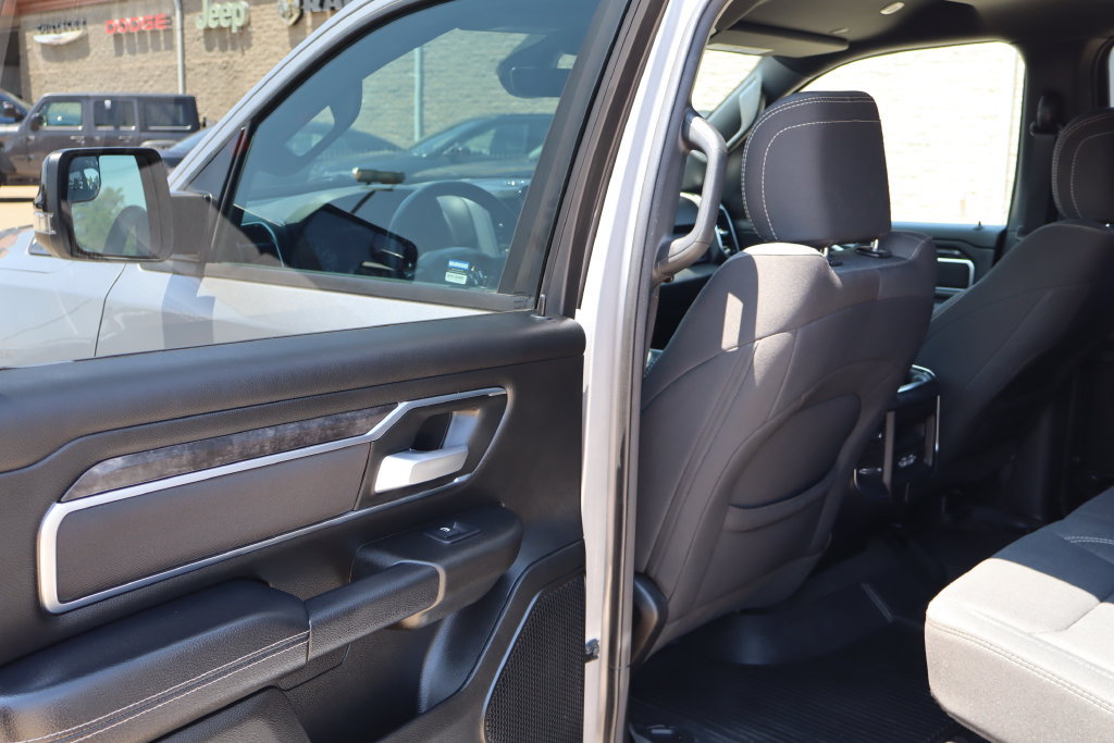 Used 2024 RAM 1500 Big Horn AWD/4WD image 15