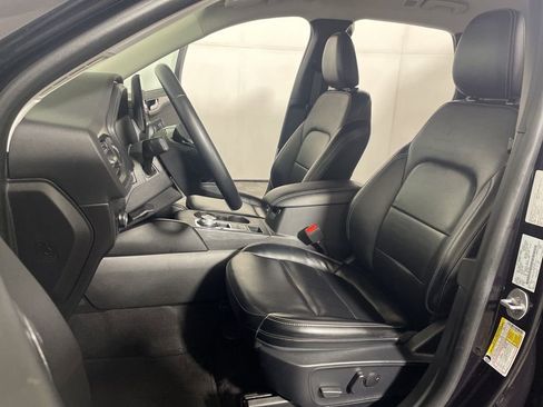 Used 2024 Ford Escape Platinum image 10