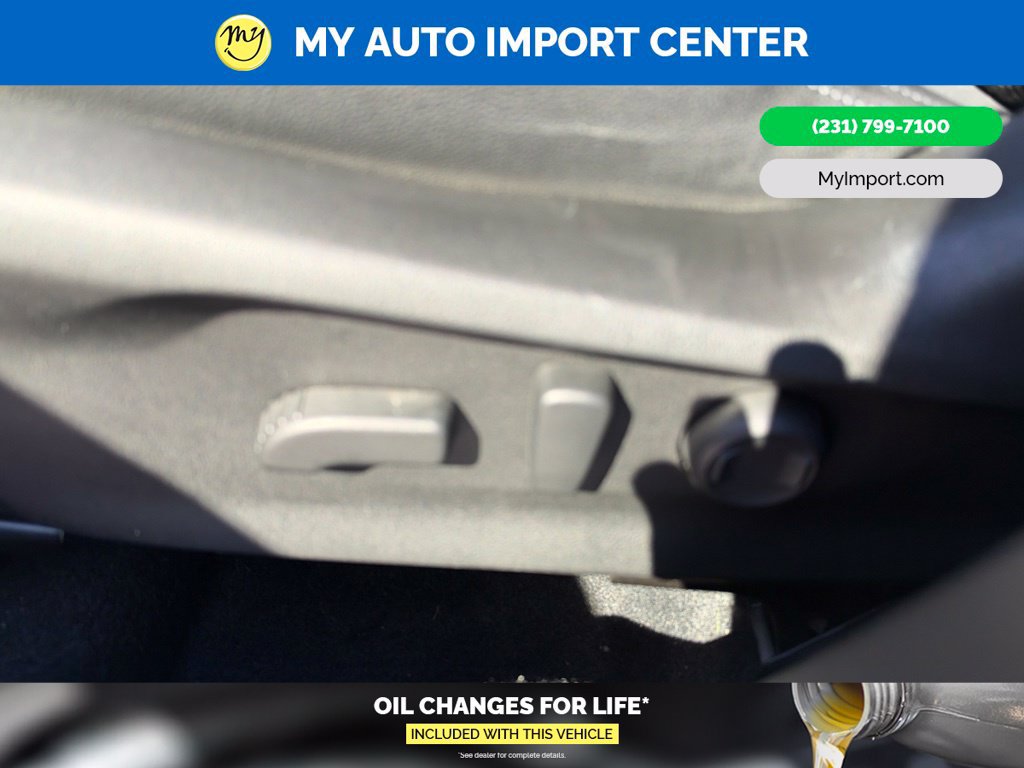Used 2022 Subaru Forester Premium AWD/4WD image 12