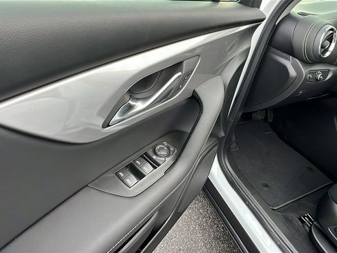 New 2026 Chevrolet Blazer LT image 12