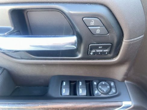 Used 2021 GMC Sierra 1500 Denali w/ Denali Ultimate Package image 16