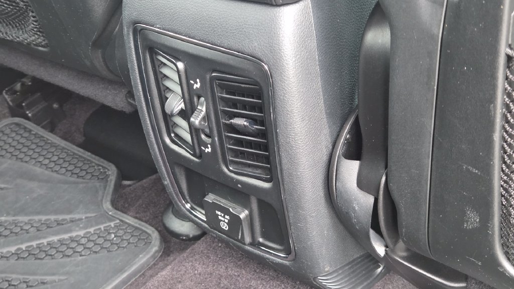 Used 2018 Jeep Grand Cherokee Altitude AWD/4WD image 36