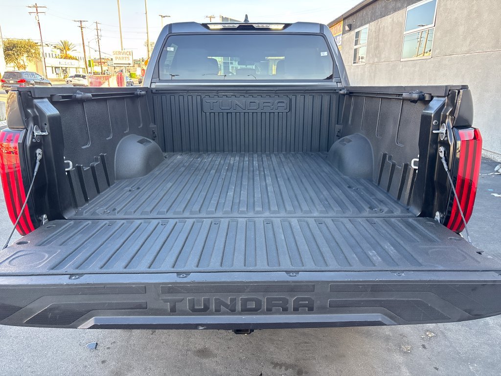 Used 2025 Toyota Tundra SR5 AWD/4WD image 21