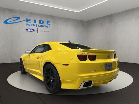Used 2010 Chevrolet Camaro SS w/ LPO, Ground Effects Package RWD image 8