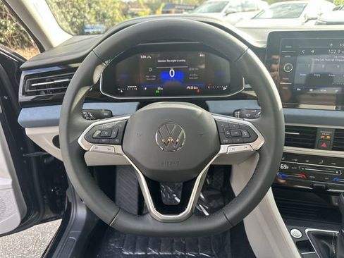 New 2026 Volkswagen Jetta SE image 16