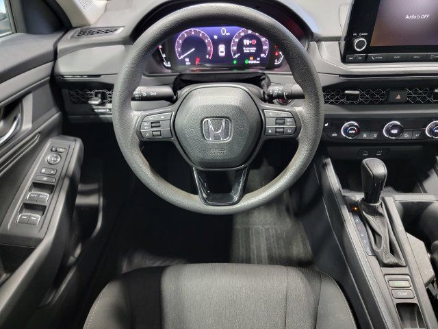 Used 2023 Honda Accord EX image 24