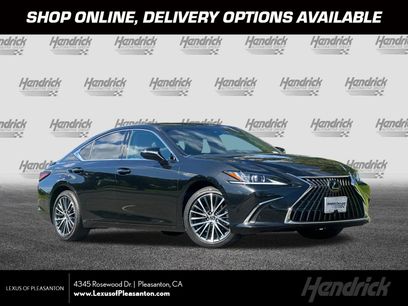 Certified 2025 Lexus ES 300h w/ Premium Package