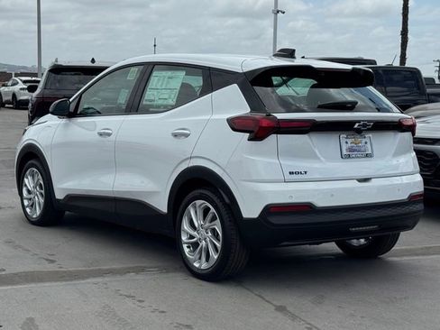 New 2027 Chevrolet Bolt LT w/ Comfort Package FWD image 3