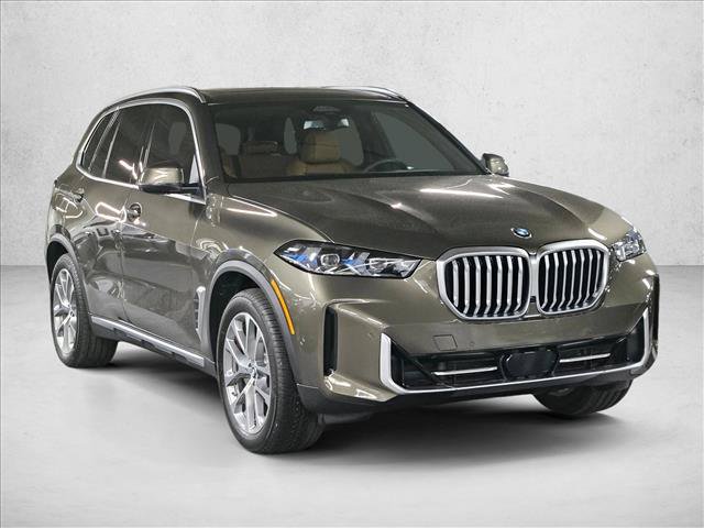 Used 2026 BMW X5 sDrive40i w/ Parking Assistance Package RWD image 3