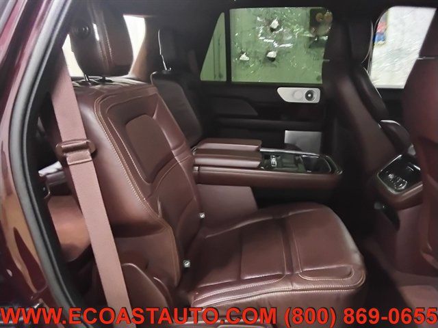 Used 2019 Lincoln Navigator Black Label w/ Cargo Package AWD/4WD image 16