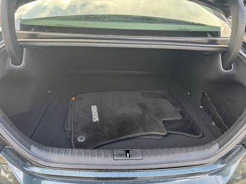 Used 2023 Genesis G70 2.0T image 16