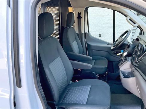 Used 2023 Ford Transit 250 Low Roof w/ Exterior Upgrade Package RWD image 8