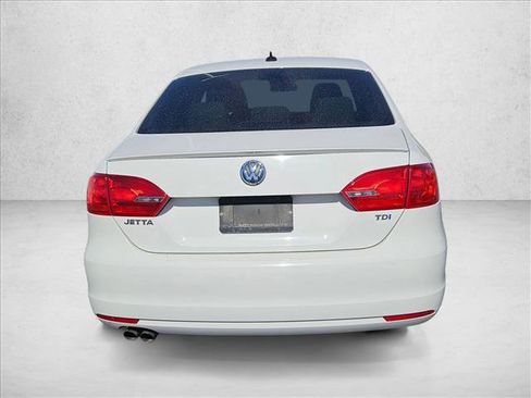 Used 2012 Volkswagen Jetta TDI image 5