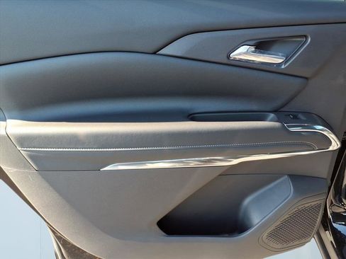 New 2026 Chevrolet Traverse LT w/ Driver Confidence Package image 9