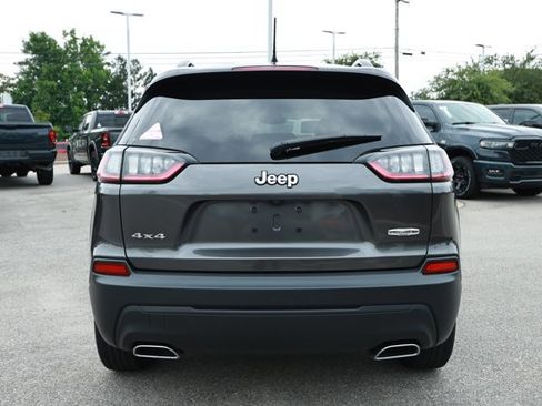 Used 2022 Jeep Cherokee Latitude Lux w/ Mopar Interior Package AWD/4WD image 7