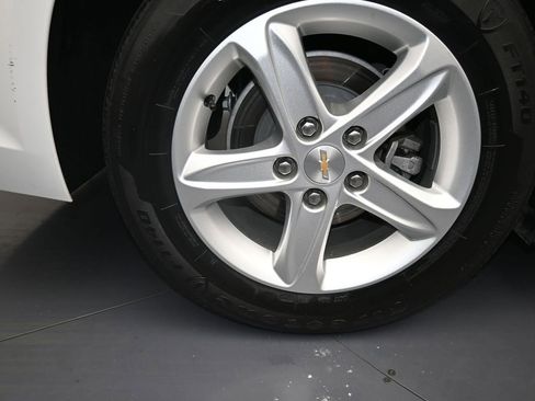 Used 2022 Chevrolet Malibu LS image 32