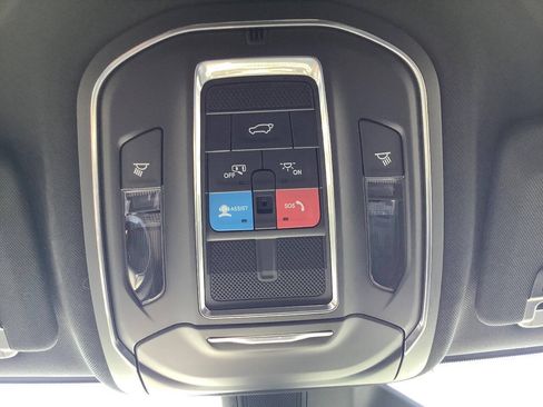 Used 2025 Jeep Grand Cherokee L Laredo AWD/4WD image 59