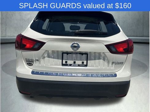 Used 2018 Nissan Rogue Sport SV AWD/4WD image 6