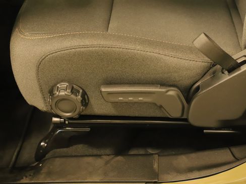 New 2025 Jeep Gladiator Sport image 19