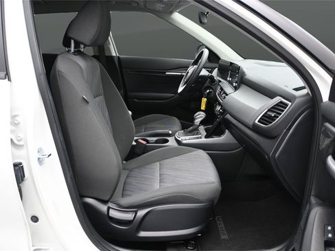 Used 2024 Kia Seltos LX AWD/4WD image 16