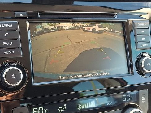 Used 2021 Nissan Rogue Sport SV image 14