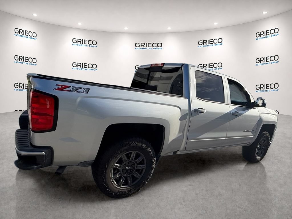 Used 2018 Chevrolet Silverado 1500 LT w/ All Star Edition AWD/4WD image 7