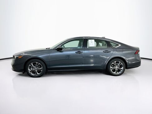 Used 2023 Honda Accord EX image 4