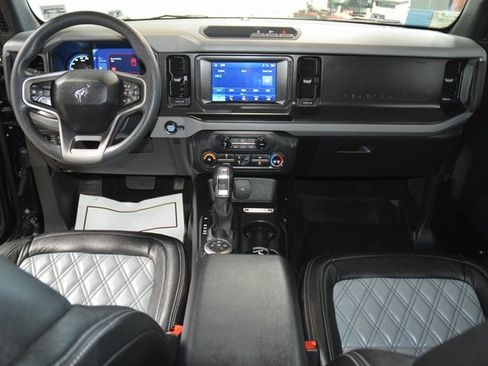 Used 2022 Ford Bronco 4-Door image 28