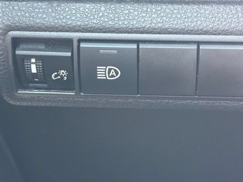 Used 2025 Toyota Corolla LE FWD image 26