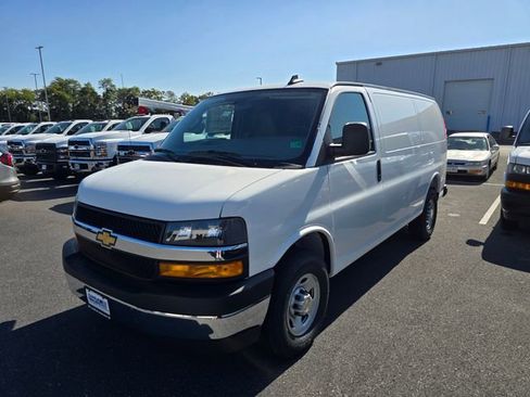 New 2025 Chevrolet Express 2500 w/ Enhanced Convenience Package image 2