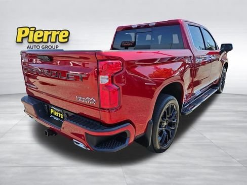 Used 2024 Chevrolet Silverado 1500 High Country w/ High Country Premium Package AWD/4WD image 5