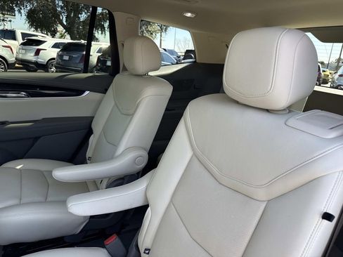 Certified 2024 Cadillac XT6 Premium Luxury w/ Technology Package image 14