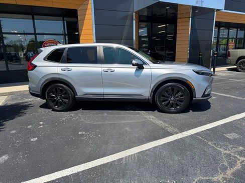 Used 2023 Honda CR-V EX-L image 2