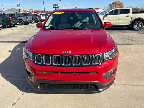 Used 2018 Jeep Compass Latitude image 10